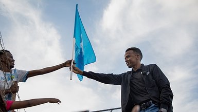 ABD'ye alınmayan Somalili hakem Omar Artan'a UEFA'dan görev!