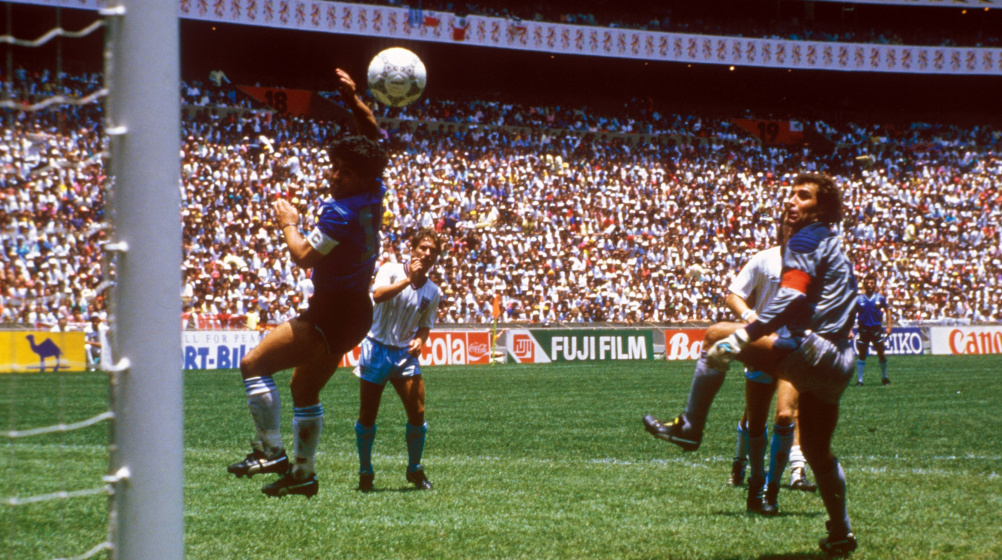 Dünya Kupası tarihine geçen unutulmaz anlar - Diego Maradona’nın ikonik golü