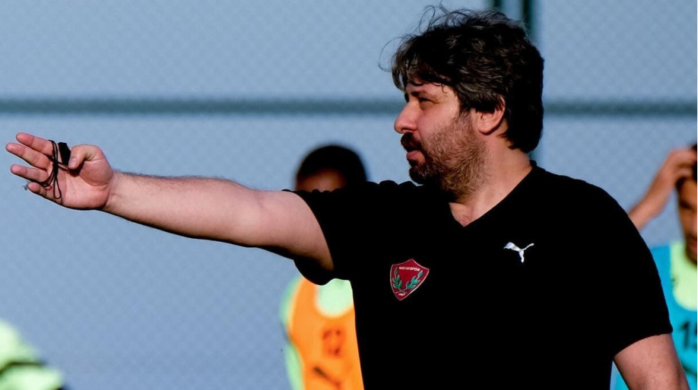 Eyüpspor'da teknik direktörlük görevine Özhan Pulat getirildi