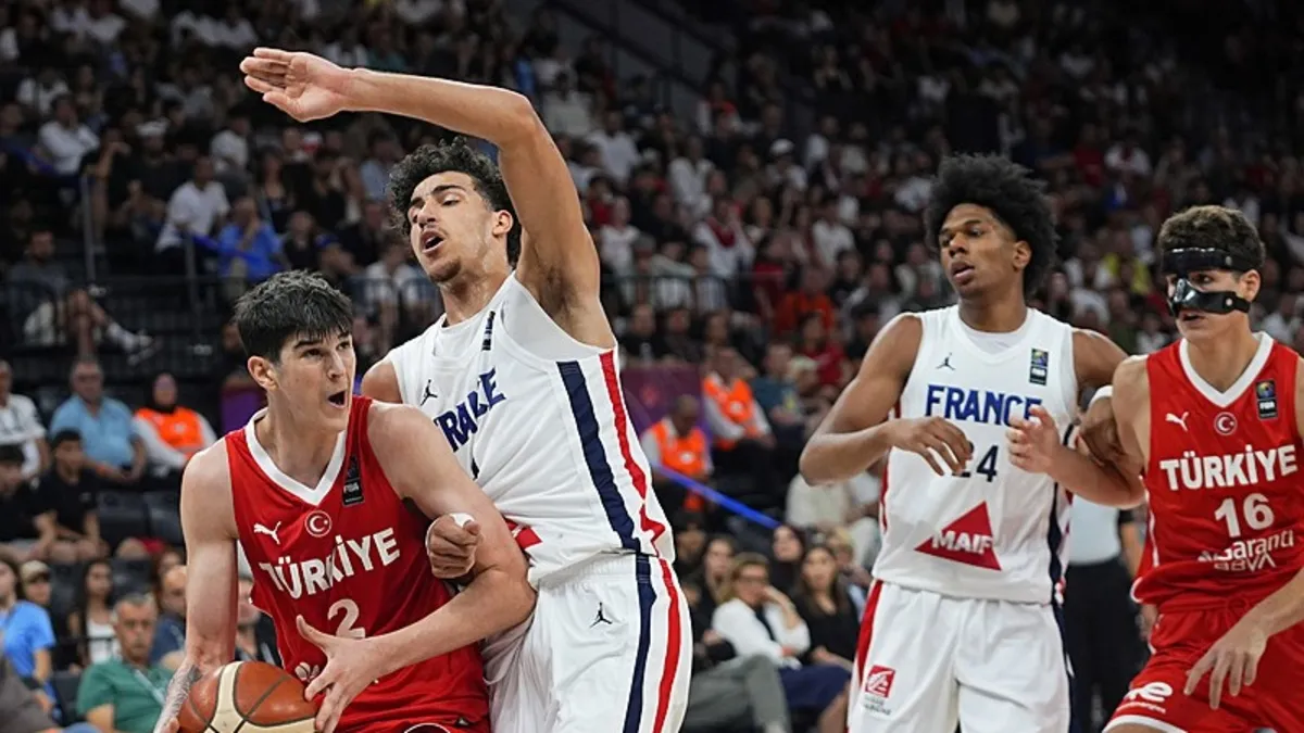 FIBA 17 Yaş Altı Dünya Kupası'nda Fransa'yı mağlup eden Türkiye yarı finalde!