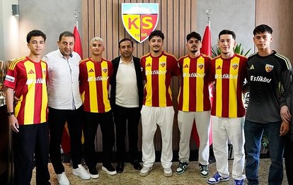 Kayserispor 6 futbolcu ile profesyonel sözleşme imzalandı